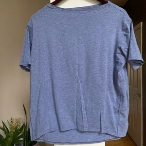 Sz 6 Lululemon Back in Action Short Sleeve Shirt
